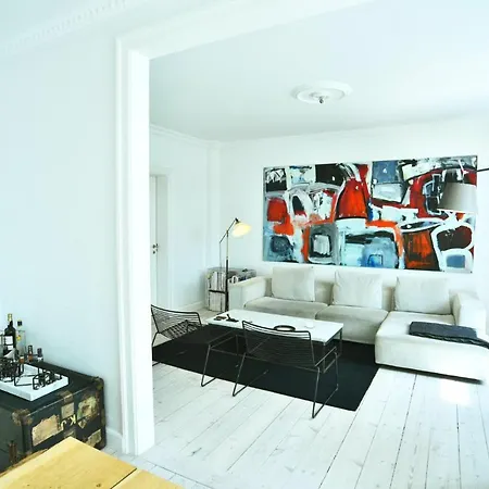 Bright And Spacious On The Waterfront Promenade In Central شقة *