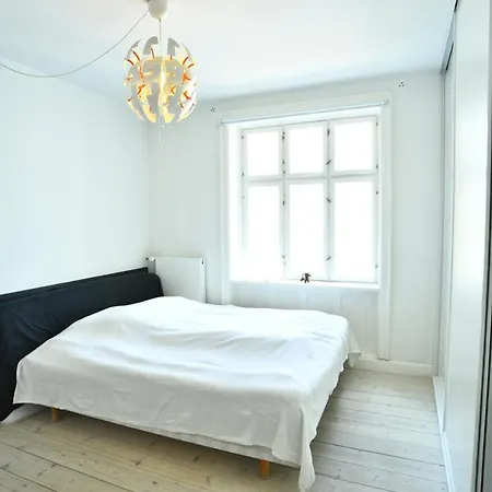Bright And Spacious On The Waterfront Promenade In Central Apartment